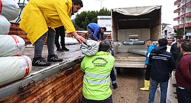 Antalya'da hortum ve fırtına mağduru üreticiye destek