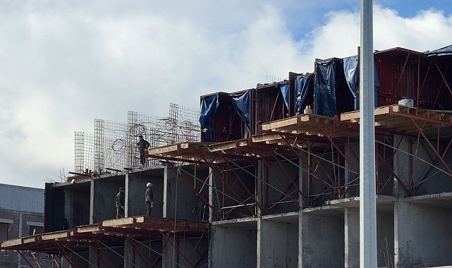 Arnavutköy'de şantiyede düşen genç işçi hayatını kaybetti