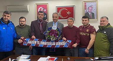 Artvin TS Taraftarları'ndan Yılmaz Boz'a ziyaret