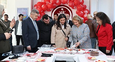 Artvin'de yeni evlenen ve evlilik aşamasındaki çiftlere 'aile' anlatıldı