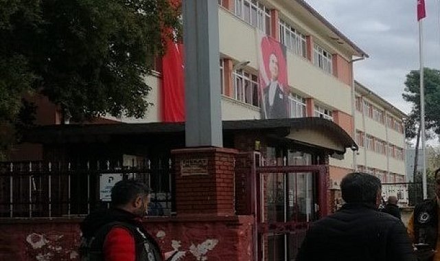 Aydın'da polis okul çevrelerinde önlemlerini artırdı