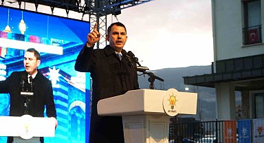 Bakan Kurum: "Depremden bu yana felaket üzerinden siyaset kurdular, depremzede kardeşlerimizin yuvasına kavuşması işlerine gelmiyor"