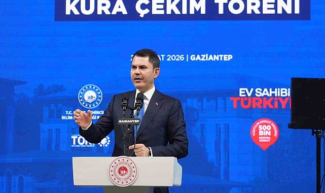 Bakan Kurum: "Muhalefet, 'deprem bölgesine çöp kutusu gönderdim' diye övünüyor, 455 bin yuvayı beğenmiyor"