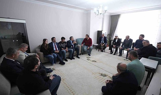 Bakan Tekin'den taziye ziyareti