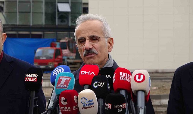 Bakan Uraloğlu: "İran, Irak, Suriye, Lübnan ve Ürdün'e olan bütün uçuşları 2 Mart'a kadar iptal ettik"