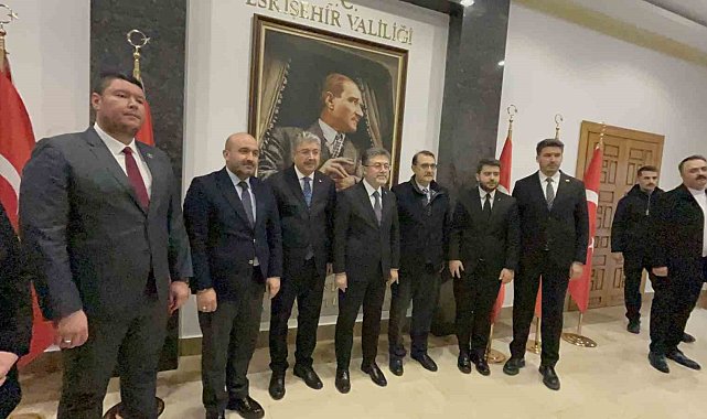 Bakan Yumaklı'dan Eskişehir Valiliği'ne ziyaret
