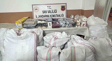 Başkale'de 3 milyon 250 bin TL değerinde kaçak malzeme ele geçirildi