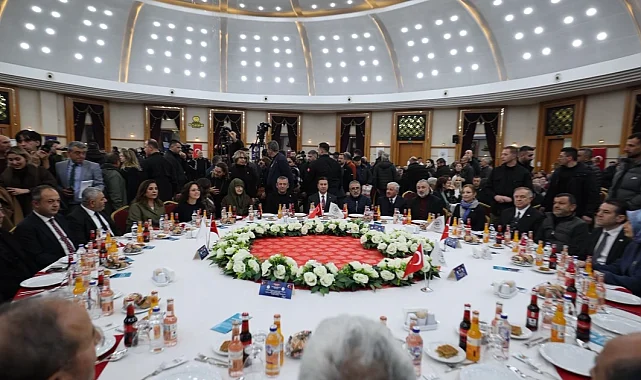 Başkan Aras'tan deprem bölgesine kalıcı destek: 4 ilçeye 4 sosyal tesis