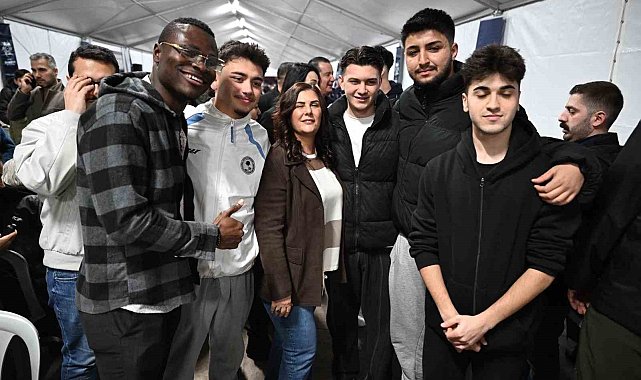 Başkan Çerçioğlu, iftar sofrasında vatandaşlarla buluştu