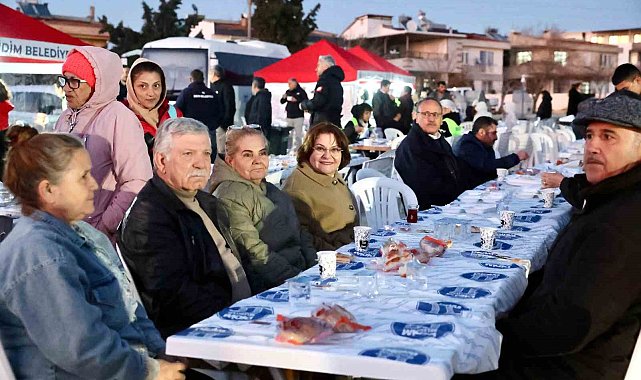 Başkan Gençay: "Sofralarımız paylaştıkça güzelleşiyor"