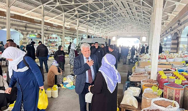 Başkan Karamehmetoğlu, esnaf ve vatandaşlarla bir araya geldi