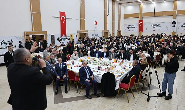 Başkan Özarslan Kırıkkalelilerle iftar sofrasında buluştu