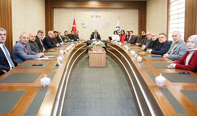 Bayburt Üniversitesi Kalite Komisyonu 2026 yılı ilk toplantısını gerçekleştirdi