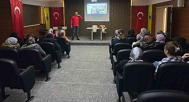 Bayburt'ta 'Afet Bilinci' eğitimi düzenlendi