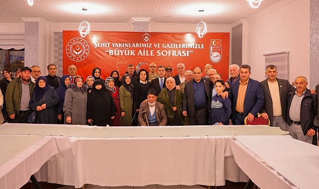 Bayburt'ta "Büyük Aile Sofraları" iftarı şehit aileleri ve gazilerle paylaşıldı