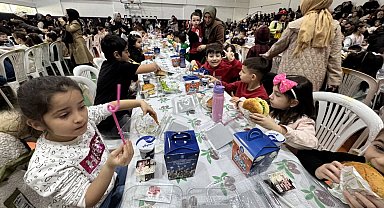Belediyeden çocuklara özel tekne orucu iftarı