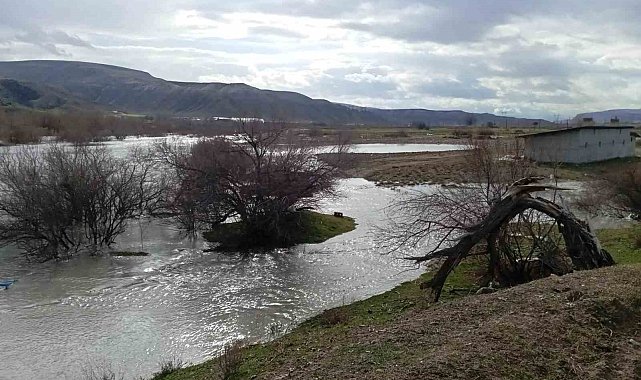 Beypazarı'nda ekili araziler sular altında kaldı