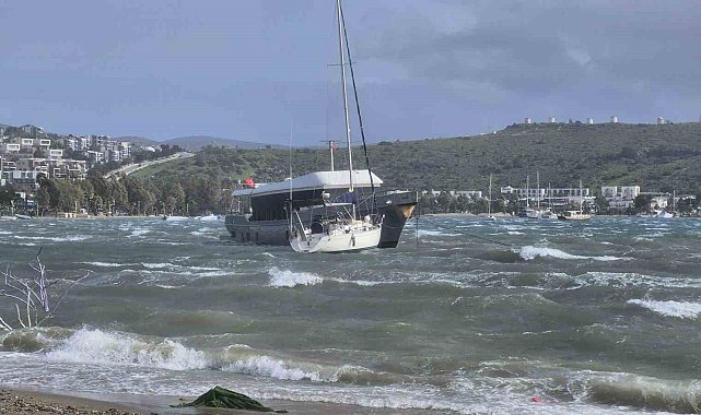 Bodrum'u kuvvetli fırtına vurdu