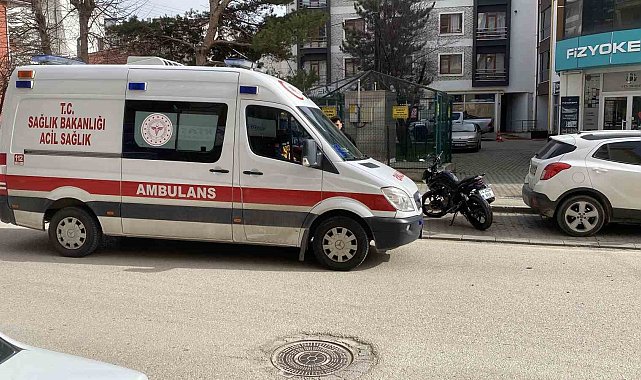 Bolu'da otomobille motosiklet kafa kafaya çarpıştı: 1 yaralı