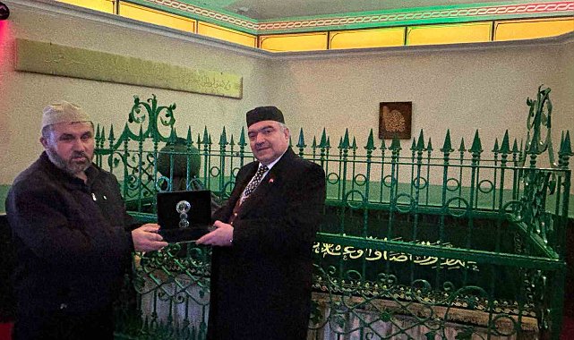 Bolu'da Seyyid Ümmi Kemal Türbesi'ne Sakal-ı Şerif bağışlandı
