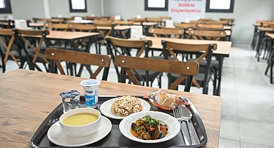 Bornova'da Kent Lokantası'nda dayanışma sofrası büyüyor