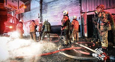 Buca'da mobilya atölyesinde yangın