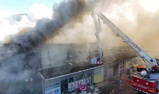 Buca'daki iş yeri yangını kontrol altına alındı