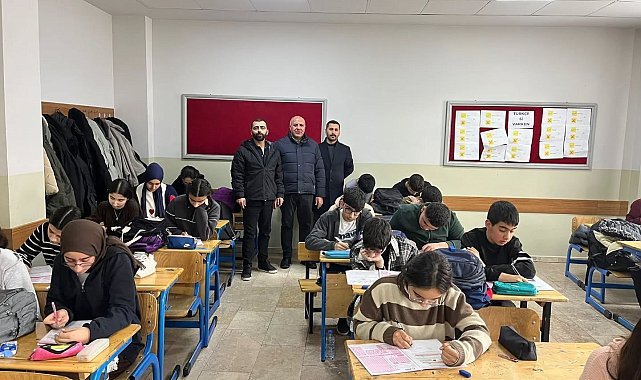 Bulanık İlçe Milli Eğitim Müdürü Aral, DYK kurslarını yerinde inceledi