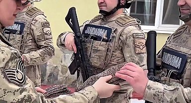 Bulgaristan'dan Mehmetçiğe iç ısıtan hediye