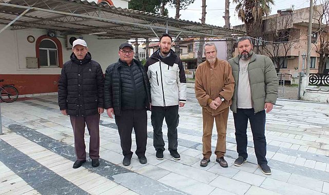 Burhaniye'de Hacı Gürsesler Cami imece ile ışıl ışıl oldu