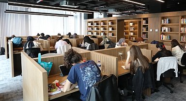 Bursa İnegöl'de Nöbetçi Kitaphaneler 816 bin kişiye hizmet verdi
