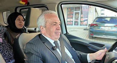 Bursa Nilüfer'de Başkan Özdemir "Anne Taksi" ile yola çıktı