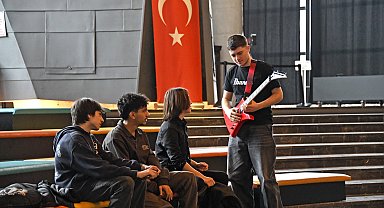 Bursa Osmangazi'de genç yeteneklere müzik desteği