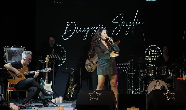 Bursa'da 'Caz Pazarı'nın konuğu Duygu Soylu oldu