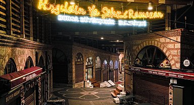 Bursa'da Ramazan'a özel ışıklandırmalar