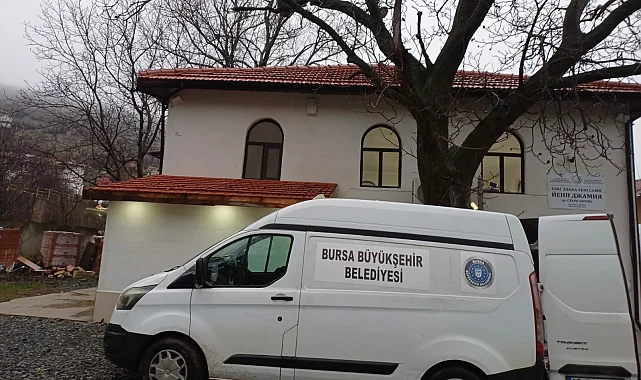 Bursa'dan Balkanlardaki camilerde Ramazan temizliği