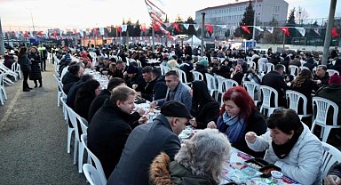 Büyükşehir'in gönül sofrası Ergene'de kuruldu