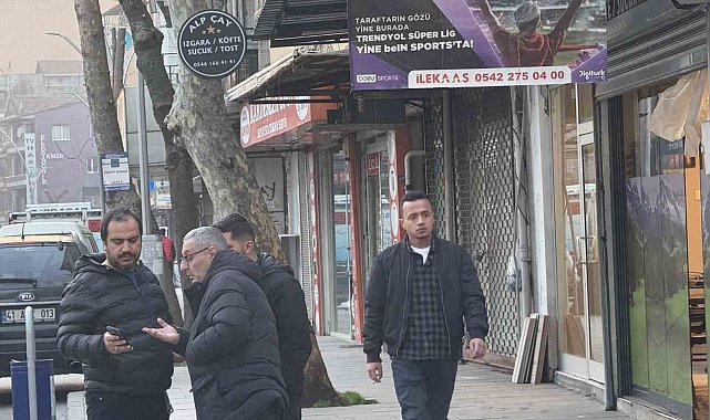 Çay ocağına pompalı tüfekle ateş açıldı, 2 kişi yaralandı