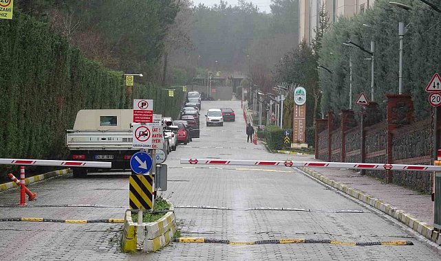 Çekmeköy'de asansör boşluğunda sıkışan kişi hayatını kaybetti
