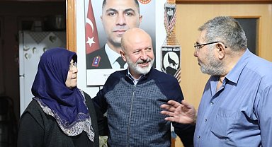 Çolakbayrakdar çifti şehit ailesine misafir oldu