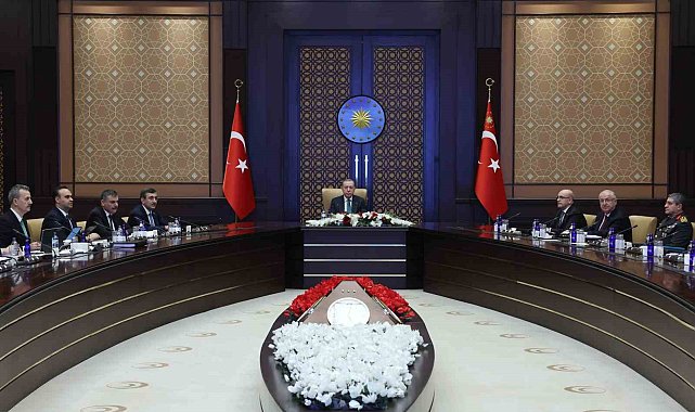 Cumhurbaşkanı Erdoğan başkanlığındaki Savunma Sanayii İcra Komitesi Toplantısı başladı.
