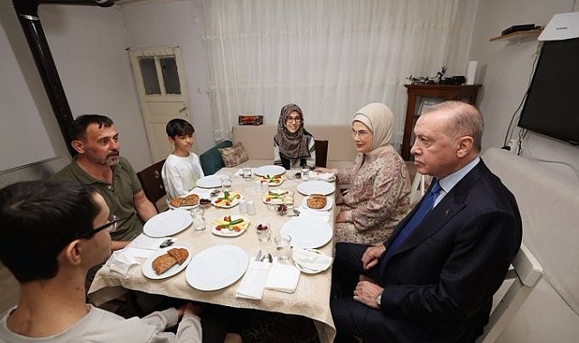 Cumhurbaşkanı Erdoğan, iftarda Kayacık ailesinin misafiri oldu