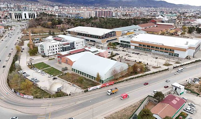 DENEYAP teknoloji atölyeleri geleceğin yıldızlarını arıyor