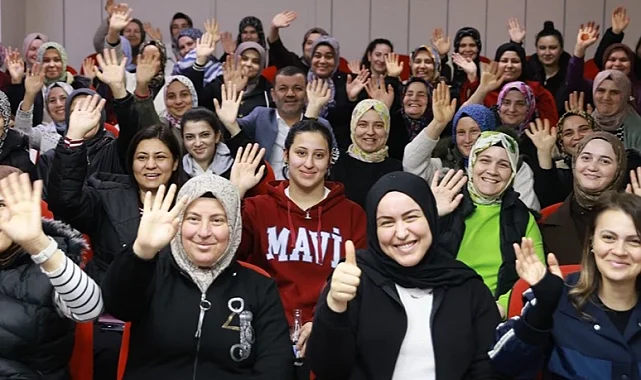 Denizli Büyükşehir ile yüzmeyi öğrendiler
