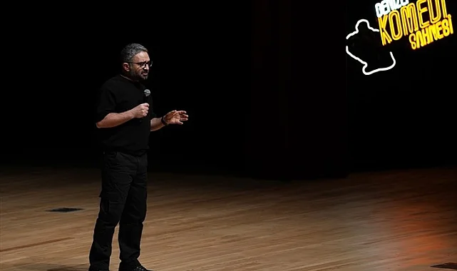 Denizli Komedi Festivali'nde kahkaha maratonu sürüyor