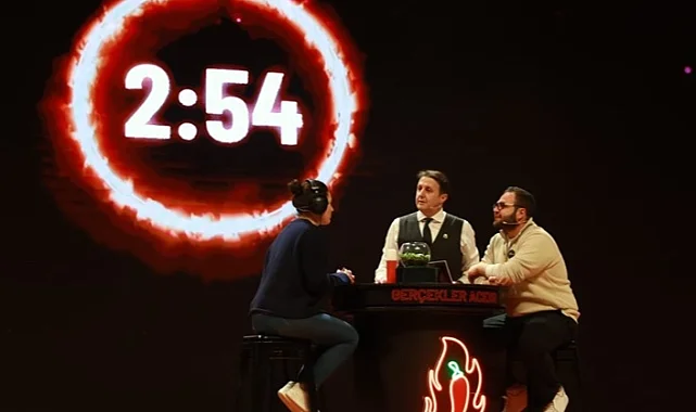 Denizli Komedi Sahnesi kahkaha tufanıyla başladı