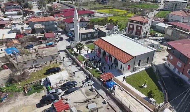 Depremin ardından inşa edilen 120. cami ibadete açıldı