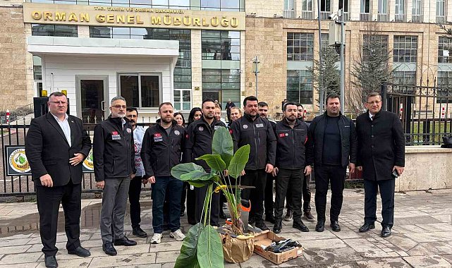 Devlet Memurları Konfederasyonu Genel Sekreteri Çiftçioğlu: "Her bir memurun yılda bir defa sendika değiştirmesi halinde tam 7 sayfa kağıt israfı oluyor"