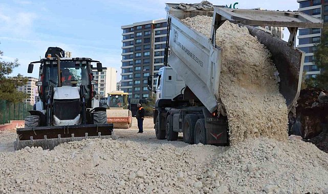 Doğukent'e 17 metrelik yol yatırımı