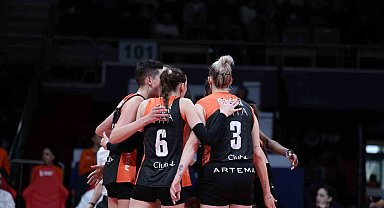 Eczacıbaşı Dynavit, Ankara'dan 1 puanla döndü